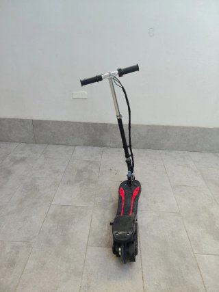 Patinete Eléctrico Juvenil Negro/Rojo HomCom