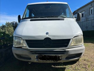 Mercedes-Benz eSprinter 2005