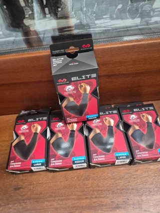 Coderas de compresión McDavid Elite Talla L