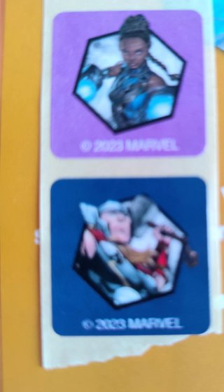 Set 6 adesivi Marvel Carrefour 2023