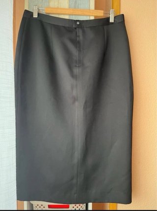 Falda tubo negra T.50