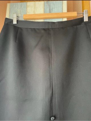 Falda tubo negra T.50