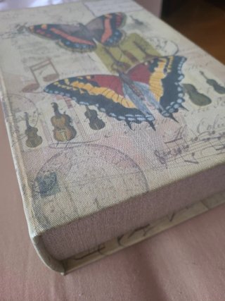 Caja decorativa efecto libro