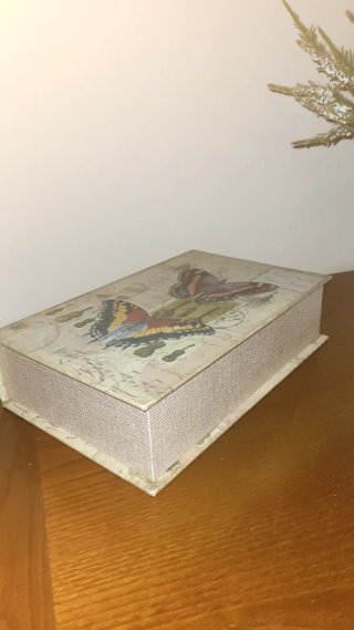 Caja decorativa efecto libro