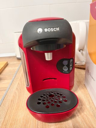 Cafetera Bosch Tassimo Vivy Roja