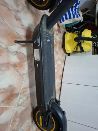Patinete Eléctrico Negro