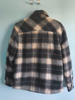 Pack de chaqueta y sobre camisa de Zara