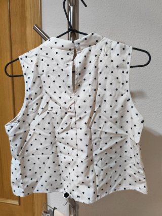 Conjunto Top y Falda Lunares. Talla 13 años