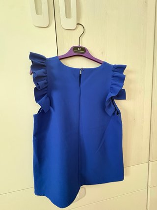Camiseta azul manga corta volantes