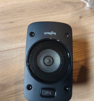 Logitech Z906 piezas (leer)