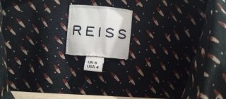 Camisa Reiss Negra con Detalles Dorados Talla L