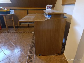 Escritorio Roble Extensible, con ruedas