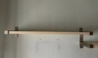 Scaffali metallici e in legno