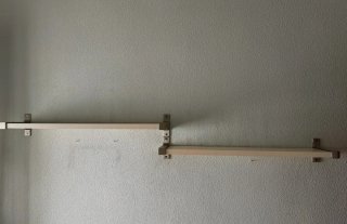 Scaffali metallici e in legno