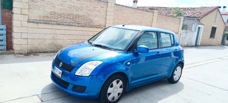 Suzuki Swift 2009 - foto 1