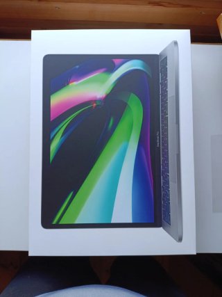 Caja MacBook Pro 13