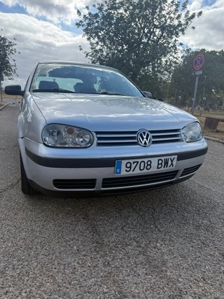 Volkswagen Golf 2002
