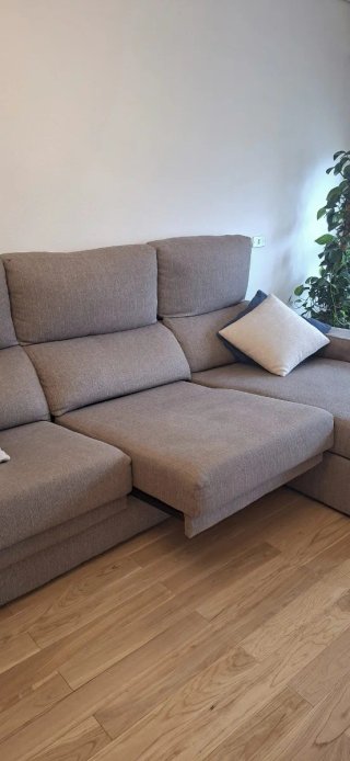 Sofá chaise longue tela gris/beige