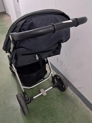 Carro de bebé niña