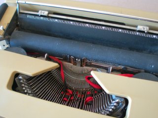 Máquina de escribir Olivetti Lettera 25