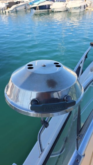 Barco Monterey 242 Cruiser