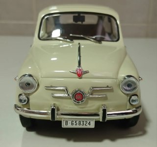 Seat 600 D 1/18