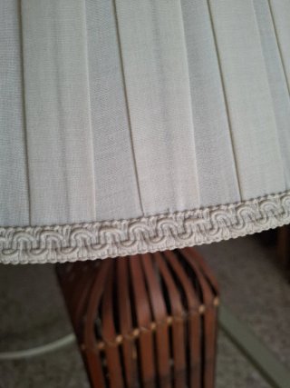 Lámpara de mesa.