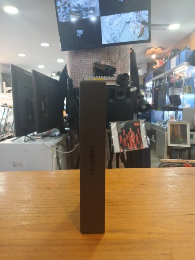 Samsung S26