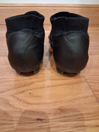 Botas de fútbol Nike Talla 40.5