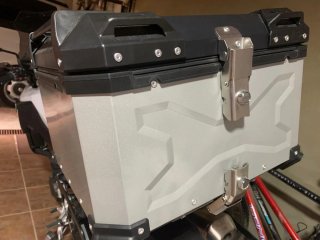 Baúl Trasero Moto 55L Aluminio