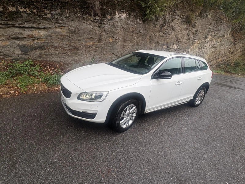 Volvo V60 2017 - foto 1