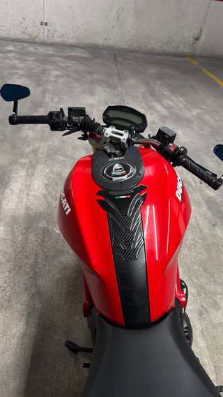 Ducati Monster 696 Roja 2008