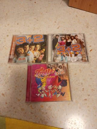 3 CDs del Grupo 3+2 pop/juvenil