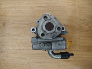 Bomba Dirección Hidráulica VW T5