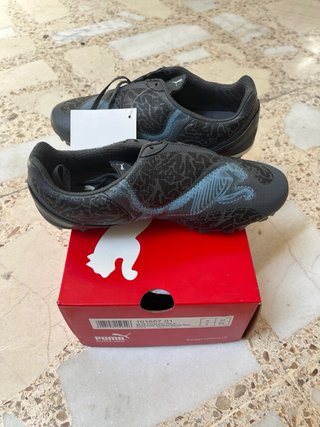 Zapatillas fútbol Puma Talla 37 Nuevas