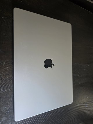 MacBook Pro 16 M1 Max 2021 64GB RAM A2485