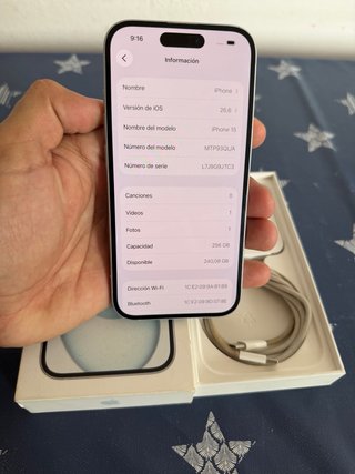 iPhone 15 256GB