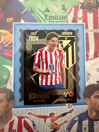 Cromo Panini 2026/27 Julián Álvarez Special Black
