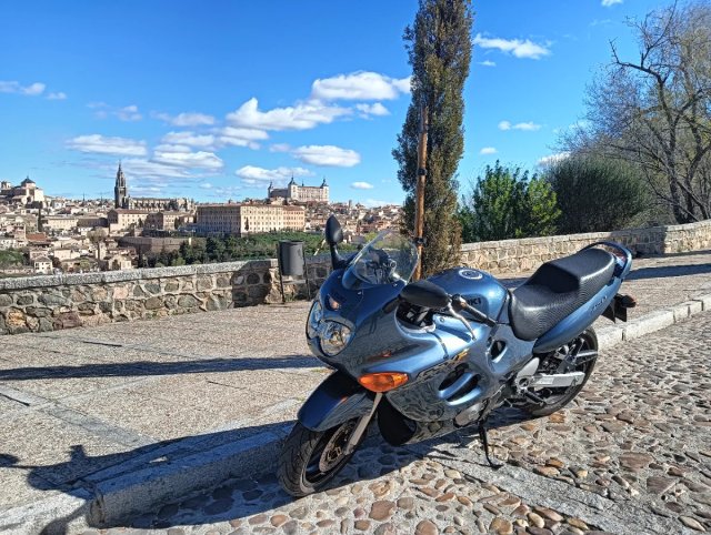 Suzuki GSX 750 F Carnet A2