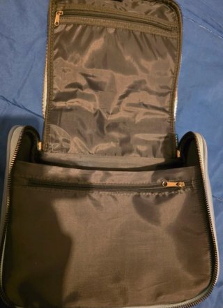 Beauty case Tigotà azzurro con decorazioni