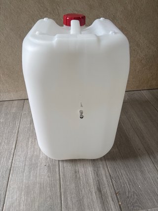 Garrafas 20L con tapones