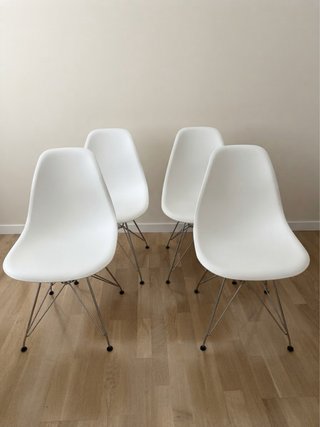 4 Sillas Blancas Salón