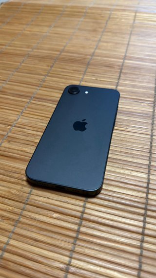 iPhone 16e Negro