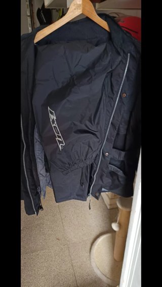 Chaqueta y pantalón Bering Talla XXL Moto