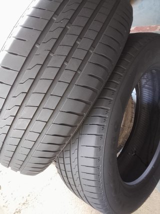 Neumáticos Firestone 215.60.17 100V