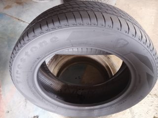 Neumáticos Firestone 215.60.17 100V