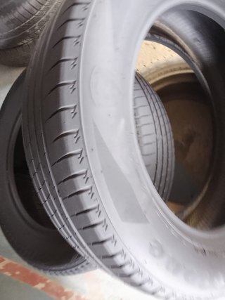 Neumáticos Firestone 215.60.17 100V