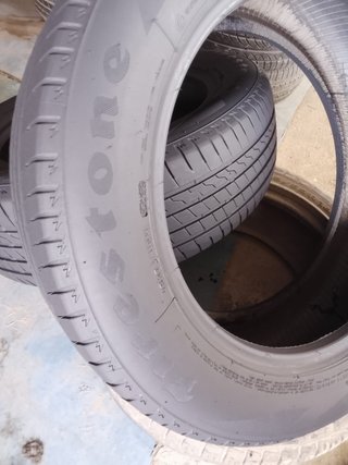 Neumáticos Firestone 215.60.17 100V
