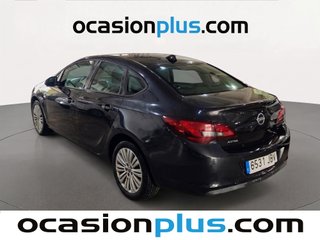 Opel Astra 1.6 Sedan Selective 85 kW (115 CV)
