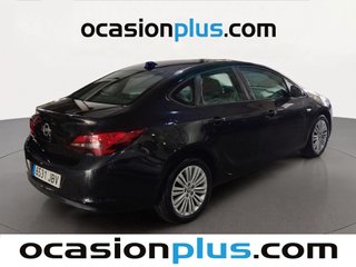Opel Astra 1.6 Sedan Selective 85 kW (115 CV)